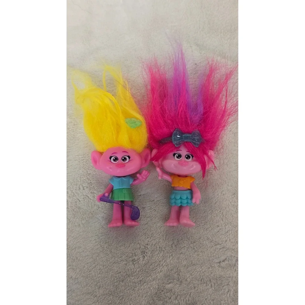 DreamWorks Trolls Poppy and Smidge Mini Figures Lot of 2 Pink Yellow Hair Doll